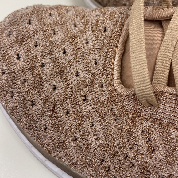 APL Techloom Phantom Lace-Up Sneakers in Dusty Mauve Pink 7.5 - Picture 5 of 8